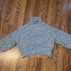 H&M Gray Turtleneck Sweater